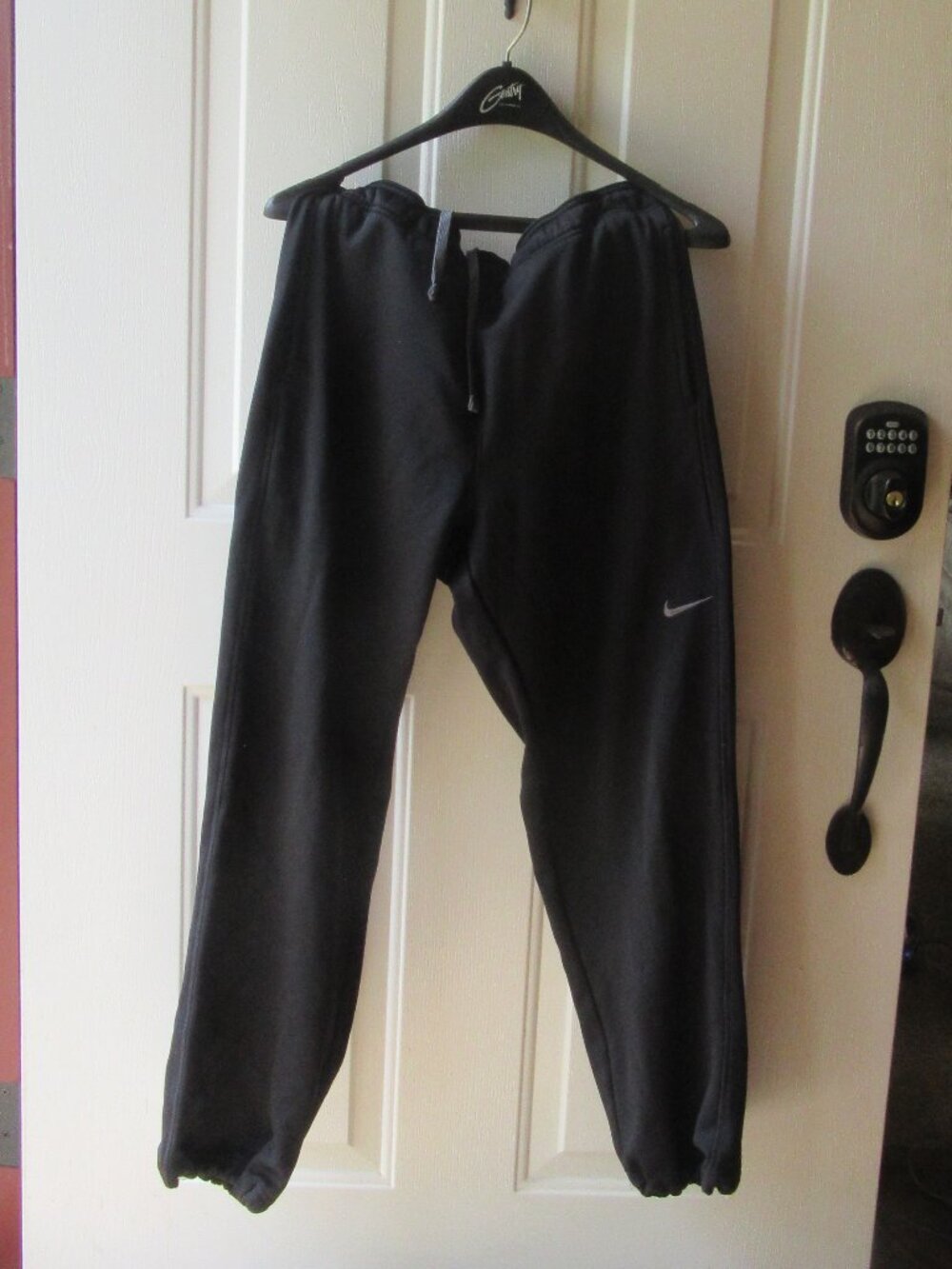 Retro Sz M Black Nike Therma Fit full-length Pants with Drawstring waist